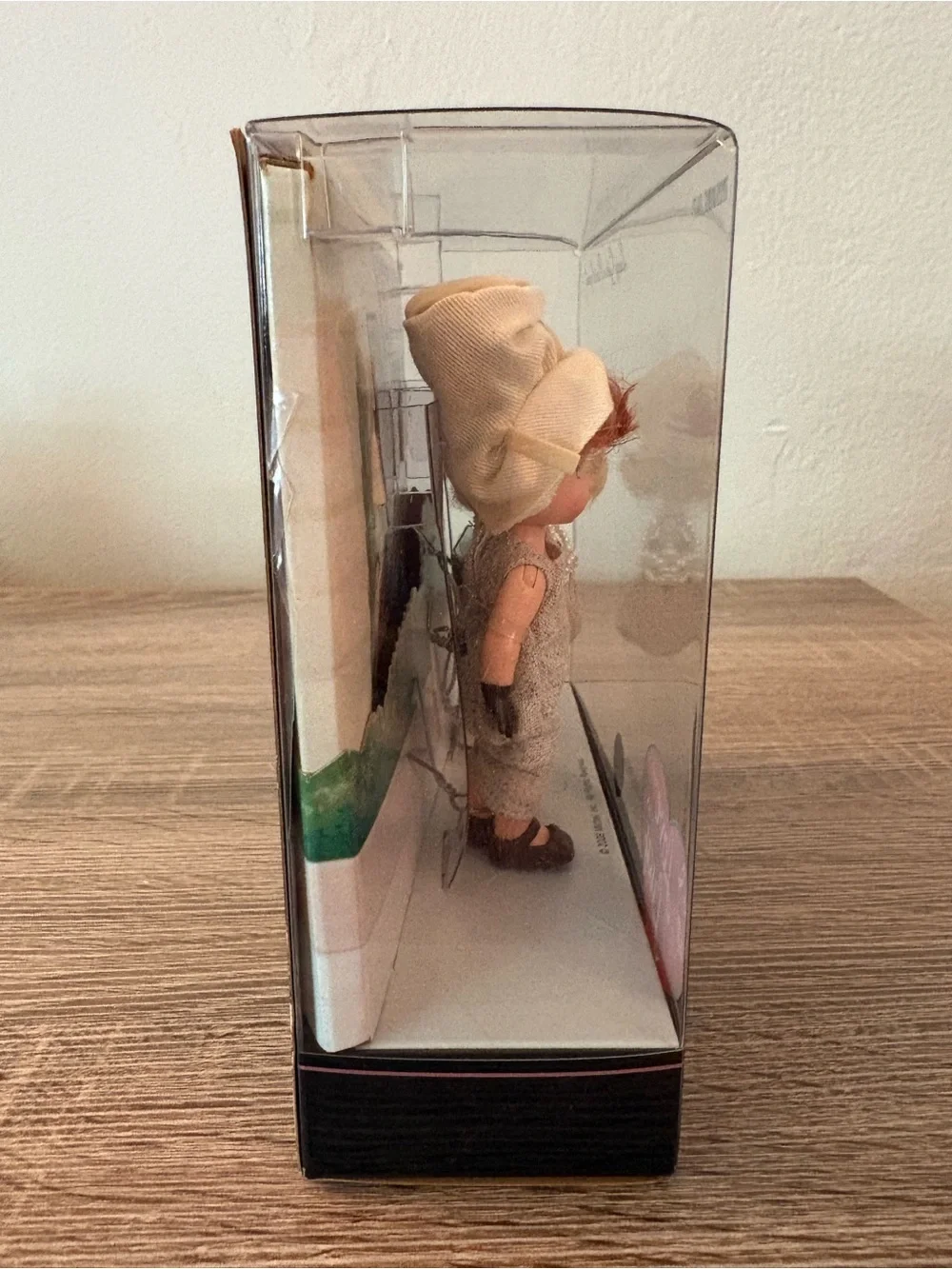 2008 Mattel Pink Label I Love Lucy “Lucy gets  Paris Gown” - Like New